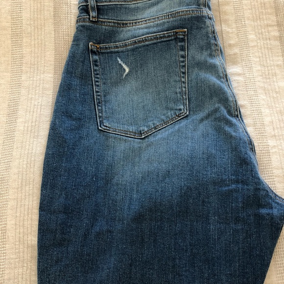 Loft Curvy Skinny Destroyed Hem Jeans - Summer 2021 Season - Picture 9 of 9